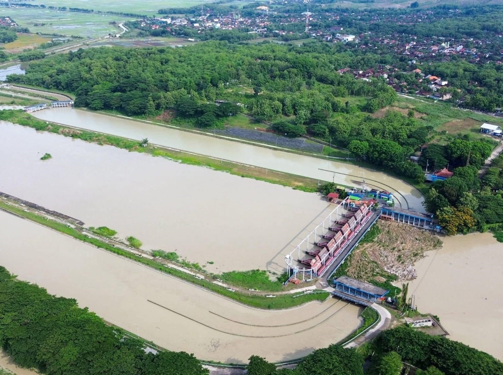Banjir Berhari-hari di Semarang Jateng Renggut 2 Nyawa Warga