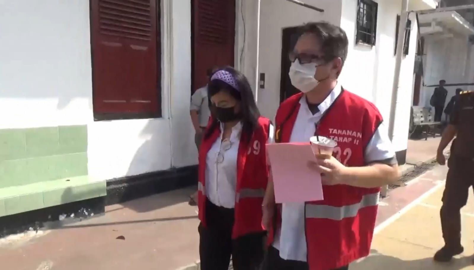 Jan Hwa Diana dan Handy Soenario Dituntut 8 Bulan Penjara 