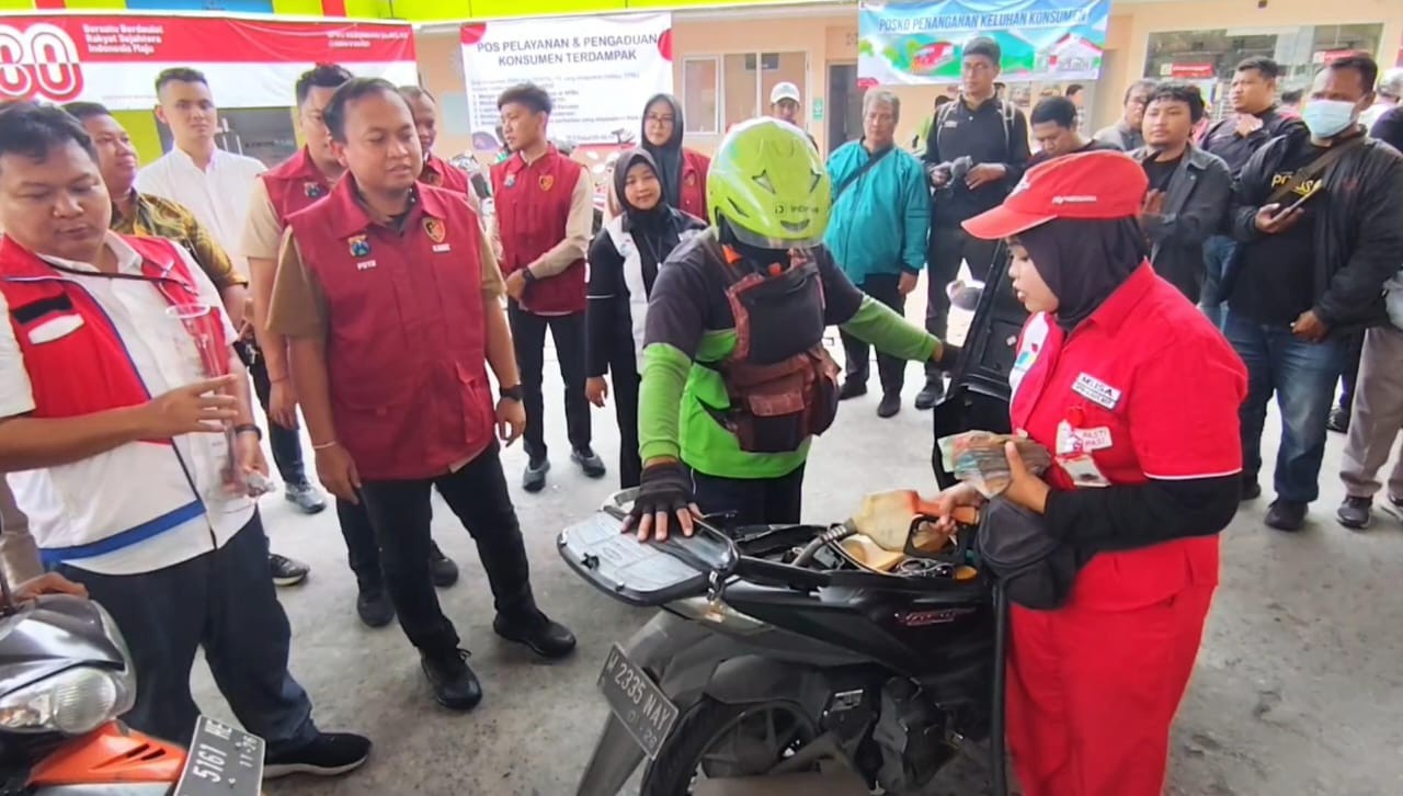 Polda Jatim pastikan kwalitas BBM Jenis Pertalite Dipasaran Tidak Tercampur Etanol Dan Air 