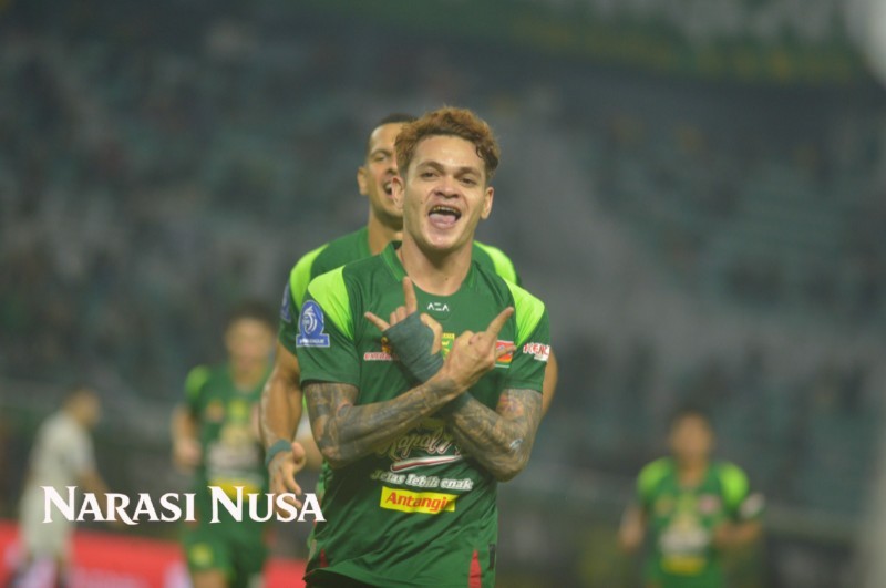 Persebaya vs Persib Malam Ini, Bojan Hodak Waspadai Kekuatan Tim Tavares